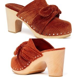 Loeffler Randall Neko Knot Clogs Cinnamon 7